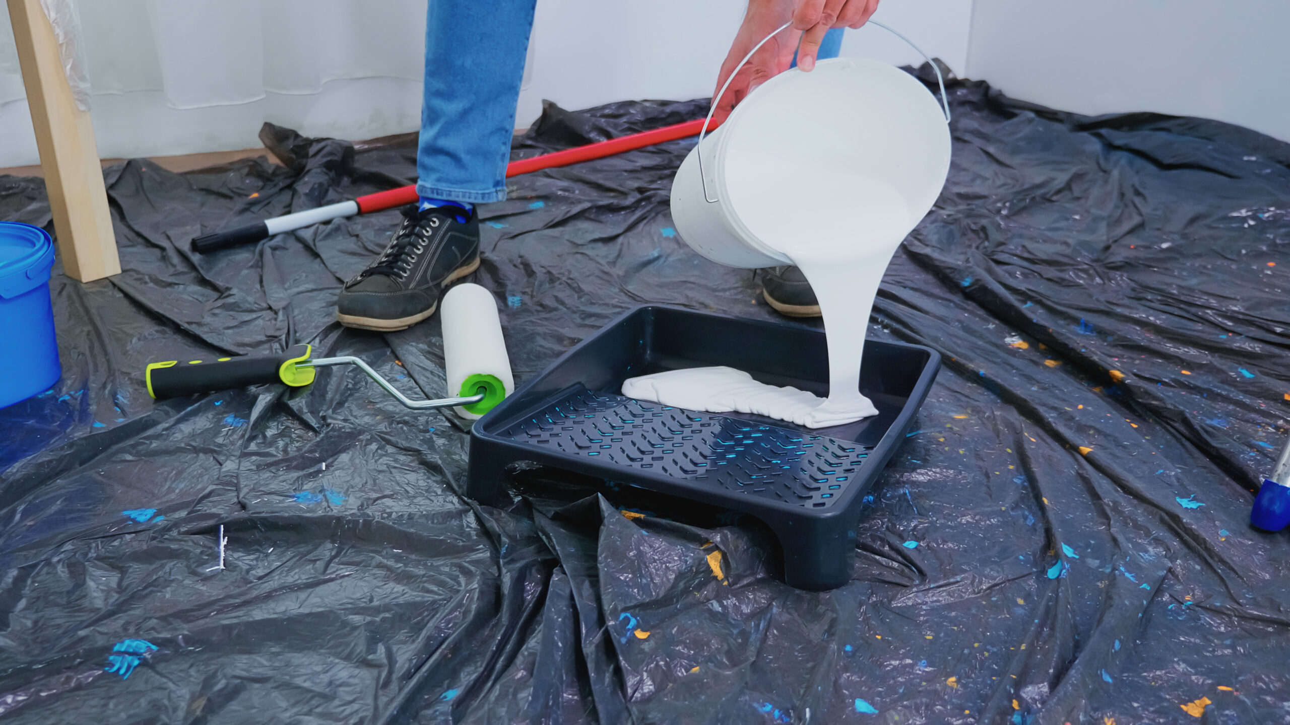 Confiez vos travaux de décoration et de peinture à FOULARD, votre peintre au Mans.